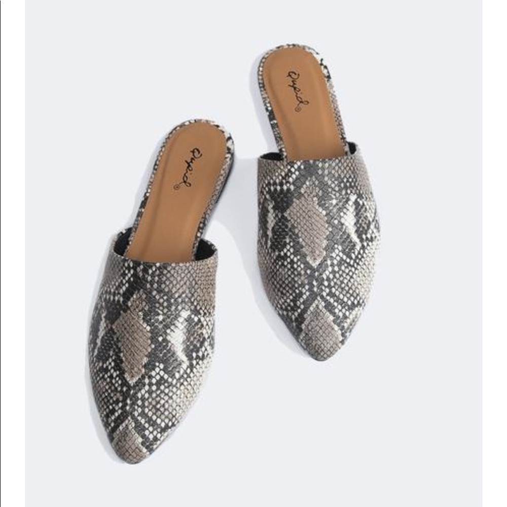 Qupid slip on loafers - Snake print.